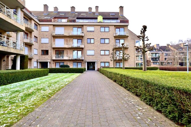 Exclusieve duplex penthouse met 4 slaapkamers en 4 badkamers op Linkeroever