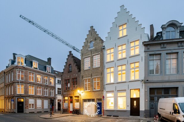 High-end herenhuis te Brugge