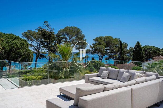 Luxe villa met adembenemend zeezicht in Sainte-Maxime