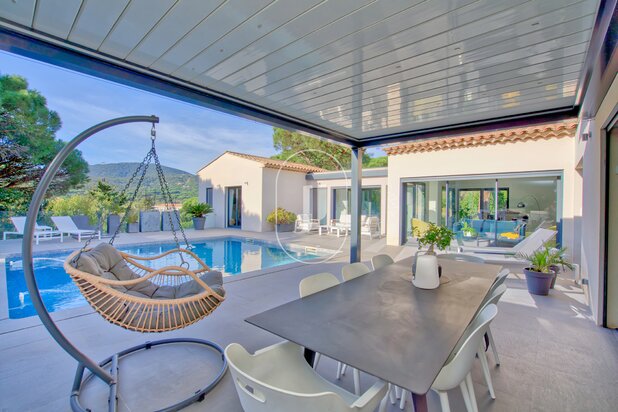 Moderne villa te koop nabij voorzieningen in Sainte-Maxime