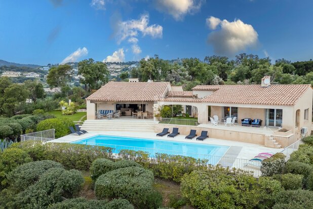 Villa met adembenemend zeezicht te koop in Sainte-Maxime