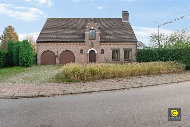 Villa op een perceel van 926 m²