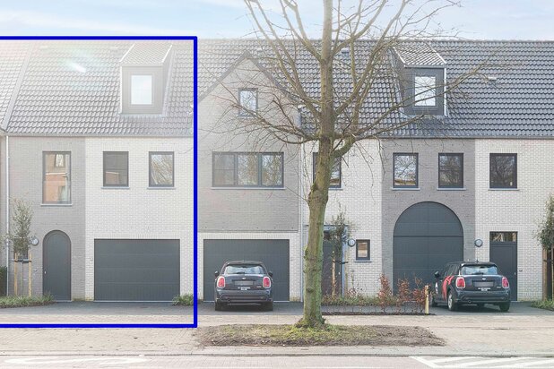 Nieuwbouw woning met tuin en oprit!