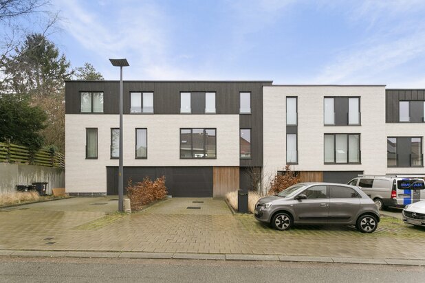 Moderne en ruime woning met tuin en 3-4 slaapkamers