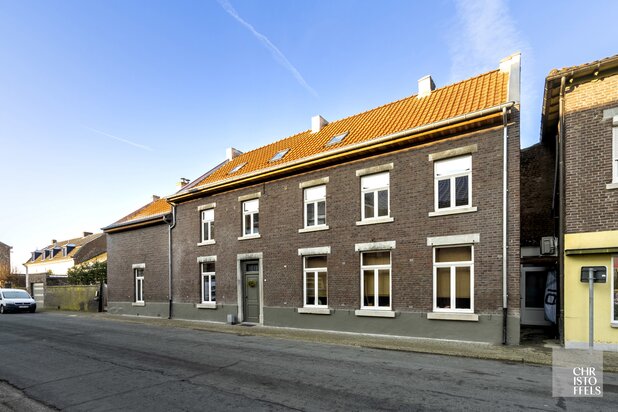 Karakteristieke gerenoveerde hoeve met 413 m² woonbeleving! 