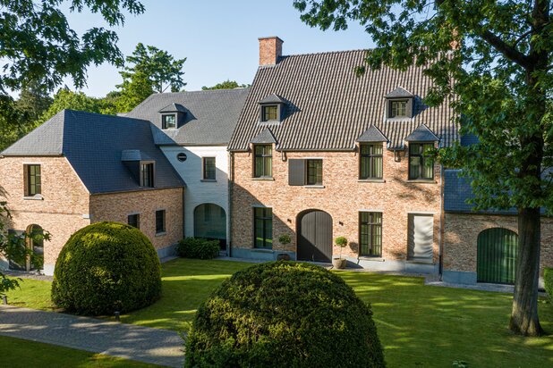 Uitzonderlijke villa op 8.042 m² in het residentiële Oud-Turnhout