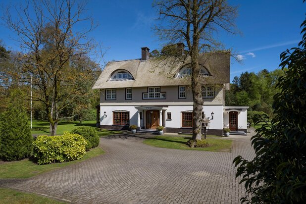 Villa for sale at HUIZEN with reference 19908405794