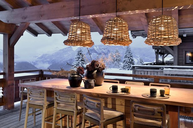 Exceptional chalet with a view of the Aravis in Crest-Voland...