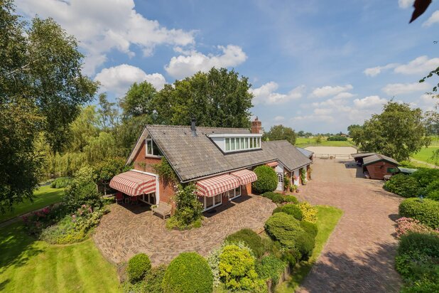 Villa te koop in VIJFHUIZEN met referentie 19308477788